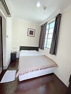 Amrise Hotel