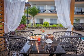 Majestic Lakefront Hotel & Suites