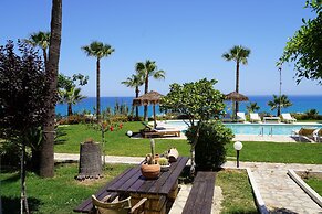 Aneria Suites
