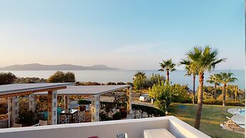 Aneria Suites