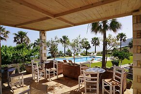 Aneria Suites