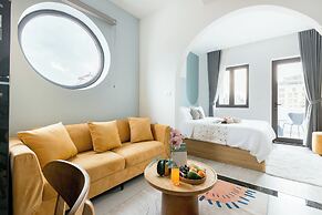 Crescendo Boutique Studio