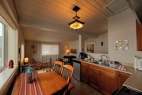 Inn On The Lake