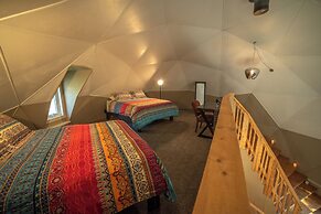 Inn On The Lake