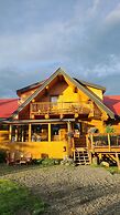 Inn On The Lake