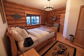 Inn On The Lake