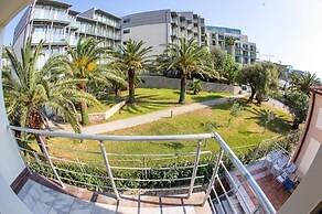 Hotel Swiss Holiday