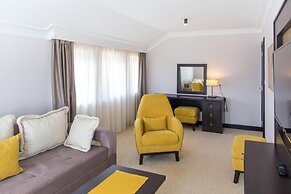 Hotel Swiss Holiday