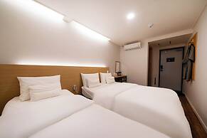 Haeundae Dongbeck Hotel