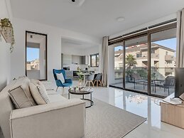 Sanders Palama - Cute 2-bdr Penthouse Apt
