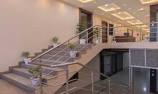 Itsy Hotels Kashi Grand, BHU