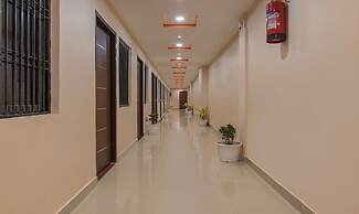 Itsy Hotels Kashi Grand, BHU
