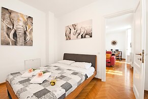 Via Lambertenghi Apartments