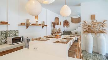 Villa Madissa by Villa Finder