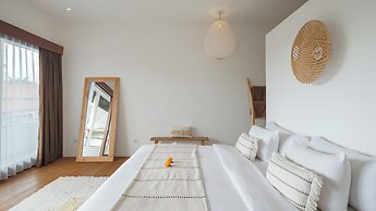 Villa Madissa by Villa Finder