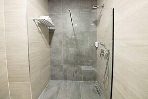 V Center Hotel