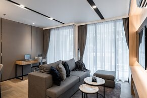 Destiny63 Ekamai Apartment
