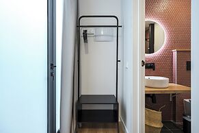 Vallecas Suites by Olala Homes