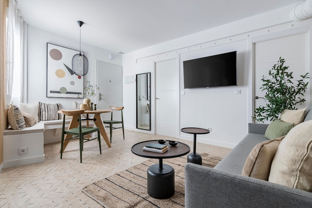 Maderas Apartments by Olala Homes
