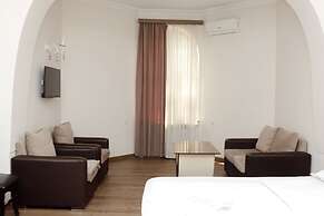 Olive Hotel