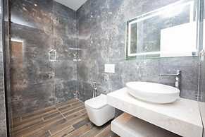Aldis Hotel