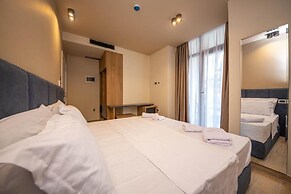 Aldis Hotel