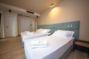 Aldis Hotel
