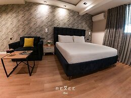 Rexee Hotel