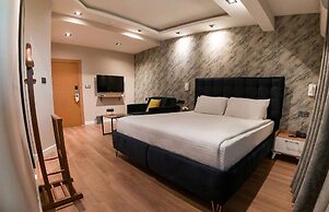 Rexee Hotel