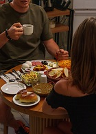 Rexee Hotel
