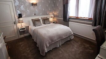 Leeming Wells