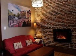 Vieux-Old Farnham Appart Condotel1