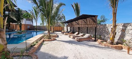 Salama & Mbuyuni Bungalows