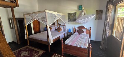 Salama & Mbuyuni Bungalows