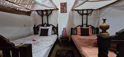 Salama & Mbuyuni Bungalows