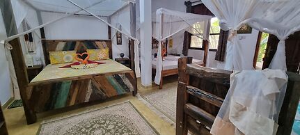 Salama & Mbuyuni Bungalows