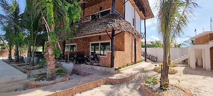 Salama & Mbuyuni Bungalows