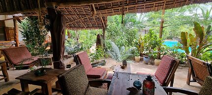 Salama & Mbuyuni Bungalows