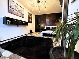 HOMSTY
