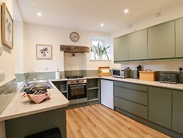 Knoll Cottage