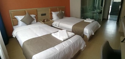 PACI HOTEL