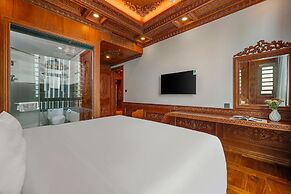 Monalisa Luxury Hotel