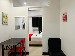 Makati One Poblacion Hotel