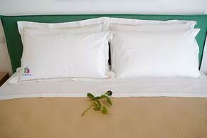 Vianna Suites & Spa