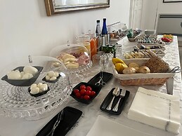 Vianna Suites & Spa