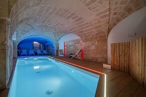 Vianna Suites & Spa