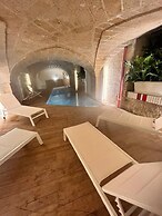 Vianna Suites & Spa