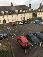 Beautiful 2-bed Apartment in Dagenham