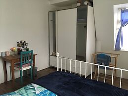 Beautiful 2-bed Apartment in Dagenham