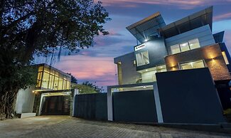 Treebo Midvalley Residence